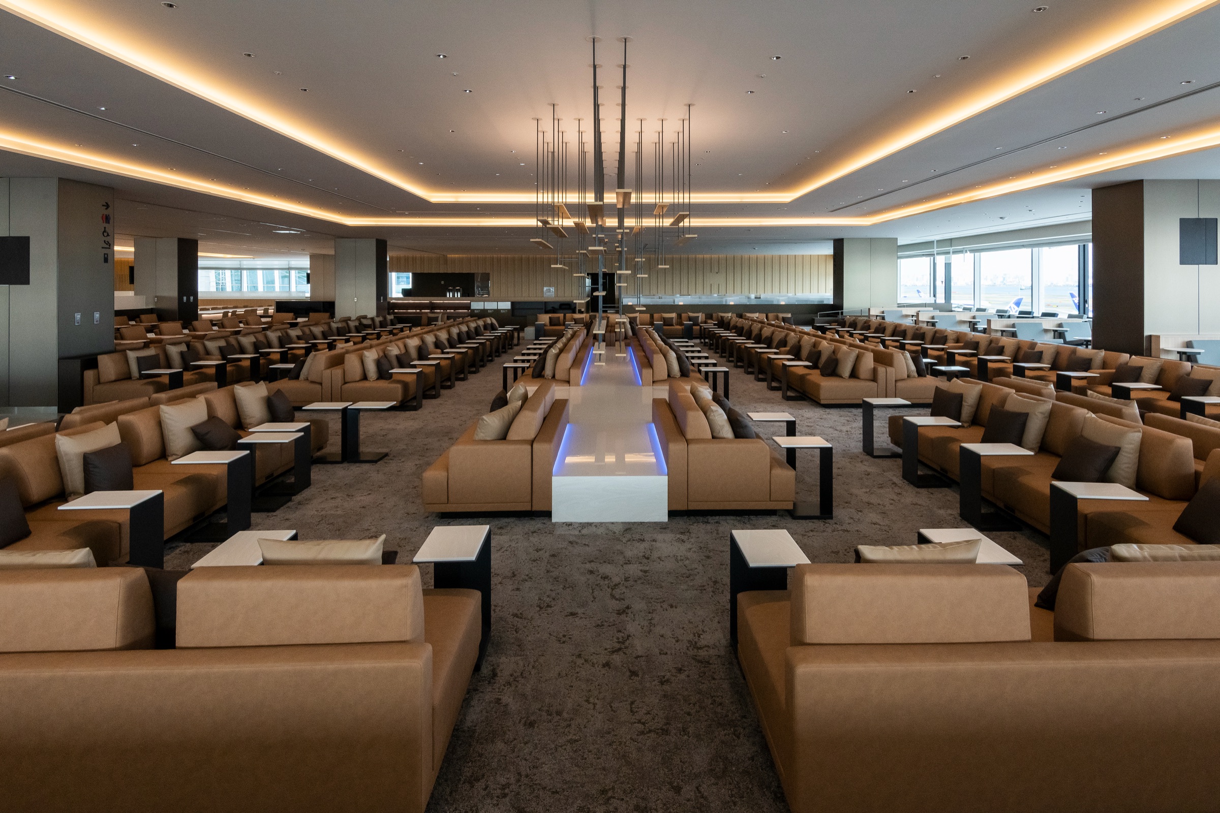 ANA Lounge Haneda T2 International HND — photo 1 of 6