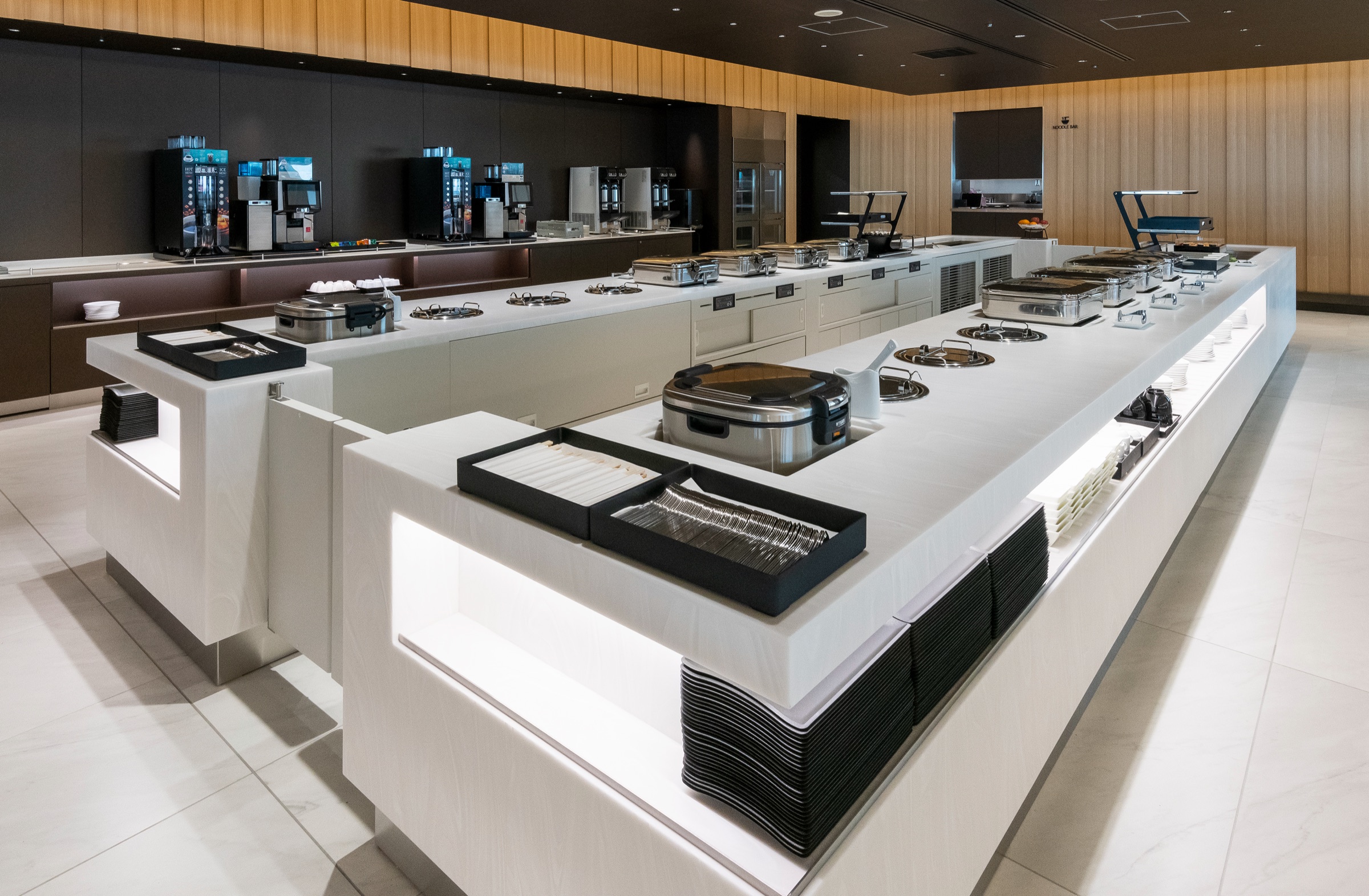 ANA Lounge Haneda T2 International HND — photo 5 of 6